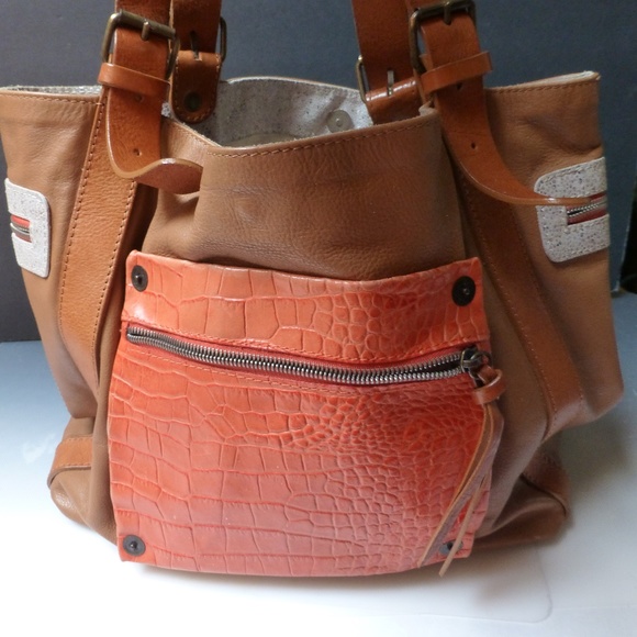 MAURIZIO TAIUTI LEATHER SHOULDER TOTE BAG